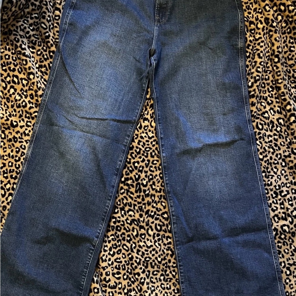 NWT Good American Women's 14
Good Skate High Rise Wide Leg
Jeans in BBBlue383 - Picture 5 of 15